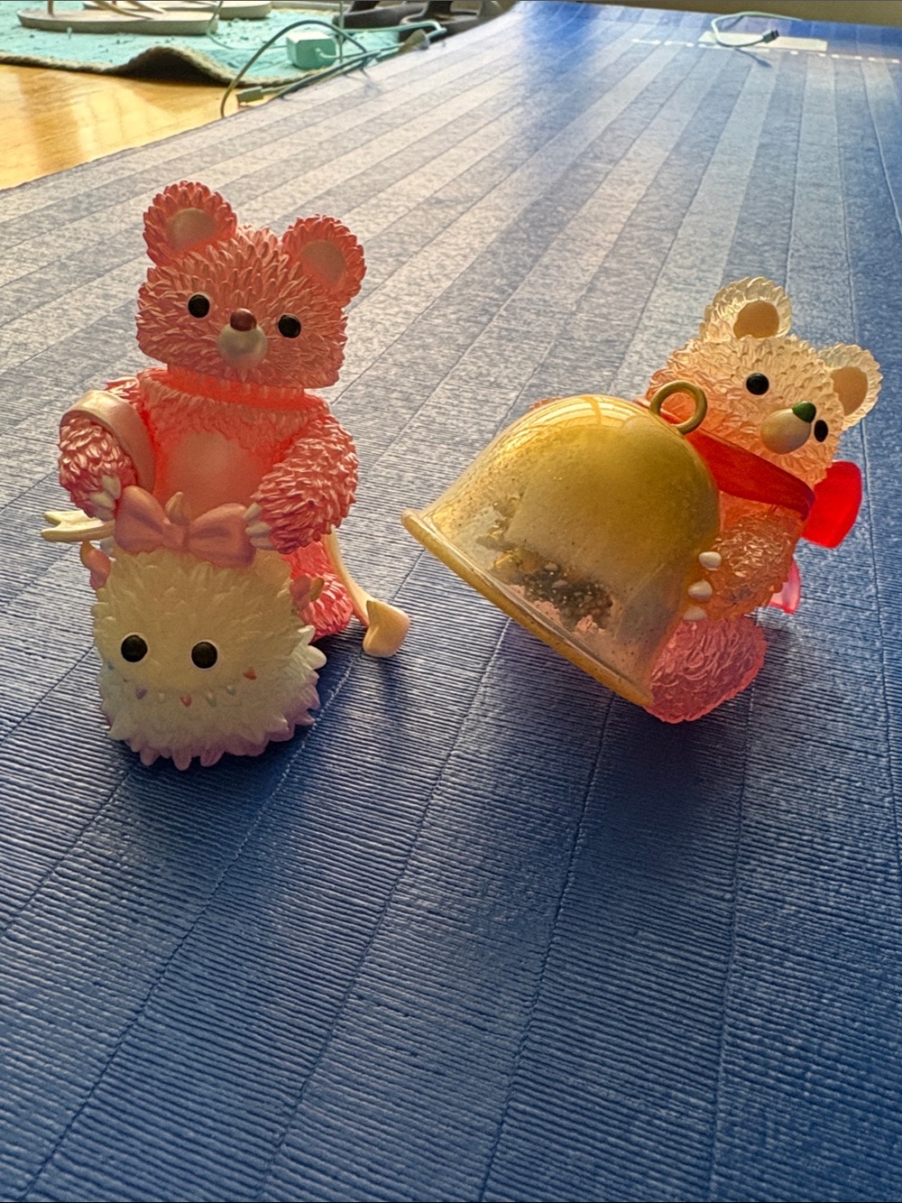 (2) Popmart CELEBRATION Bears Muckey Bow & Bell with Cards